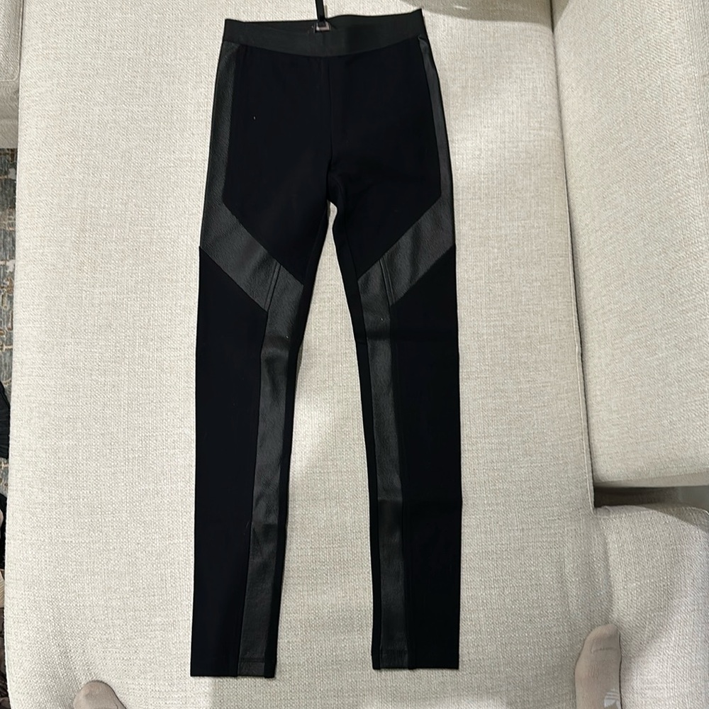 BCBG MAXAZRIA leggings with leather stripe